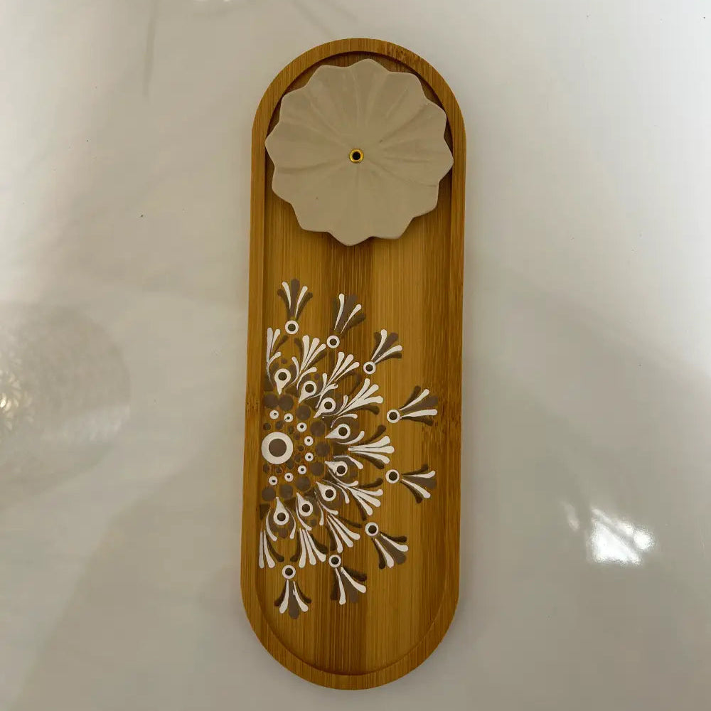 Porta inciensos de bambù con flor de cerámica
